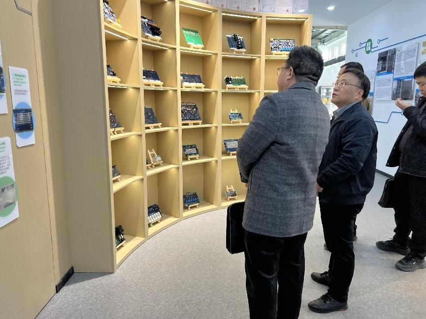 熱烈歡迎長沙市制造業(yè)發(fā)展促進中心和雨花經(jīng)開開發(fā)公司客人來訪紐帕科技！